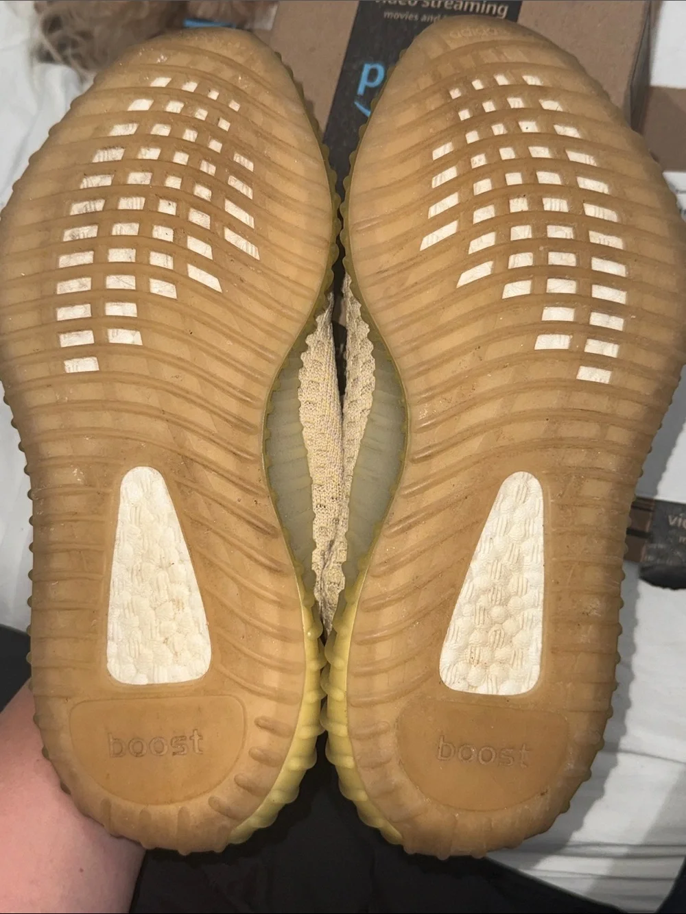 Yeezy boost 350 V2 in FLAX
